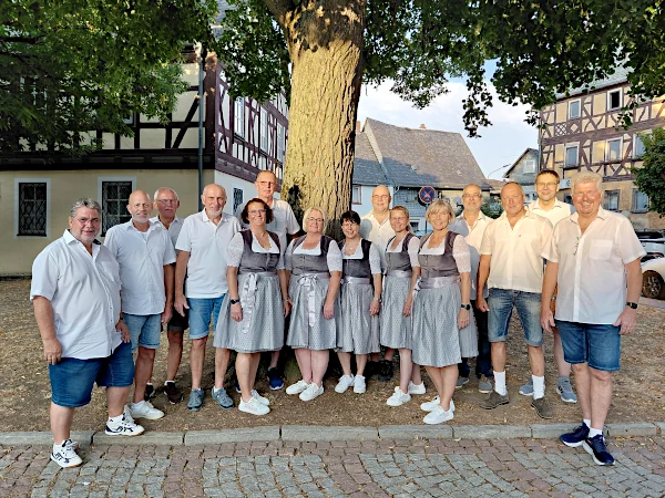 Gr&auml;venwiesbacher Musikanten beim Rathauskonzert in Weilm&uuml;nster am 30. Juli 2026